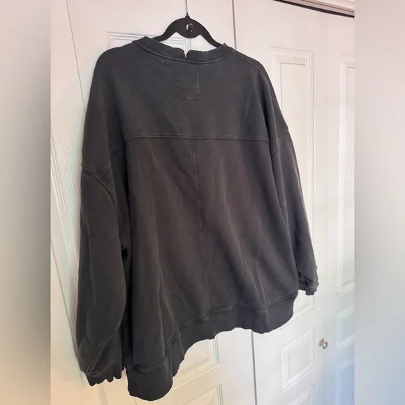 Aerie Oversized Crewneck Distressed Sweater size XL - Picture 4 of 5